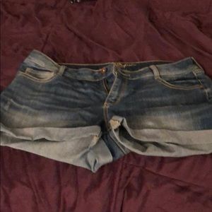 Arizona Jean Shorts (Juniors)